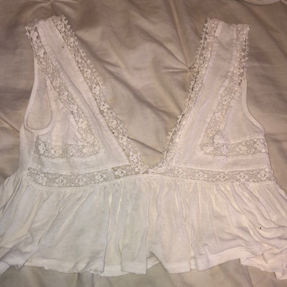 Light weight crop top